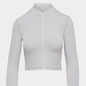 Aritzia - activewear jacket